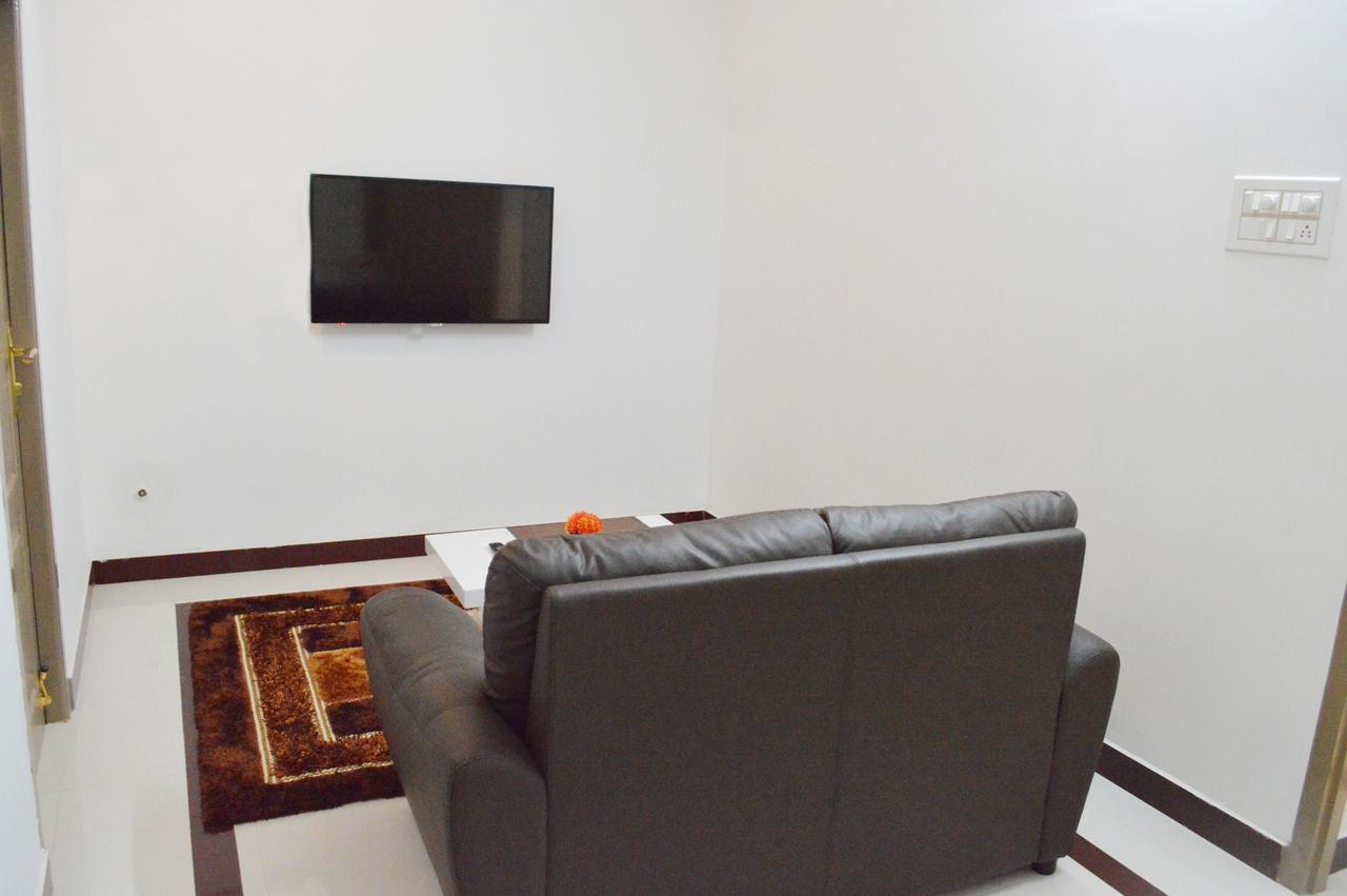 Bluebell Residency Hotel Karaikudi Kültér fotó